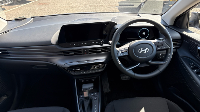 Hyundai i20 1.0T GDi Premium 5dr DCT Petrol Hatchback - Image 10